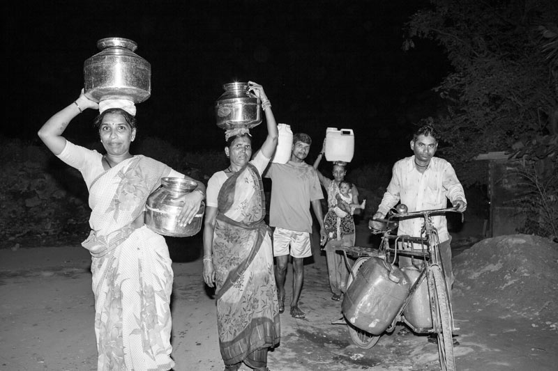 Urban Drinking Water Challenges - Returning with water loads in the dark from a distant source in Mumbai, Maharashtra